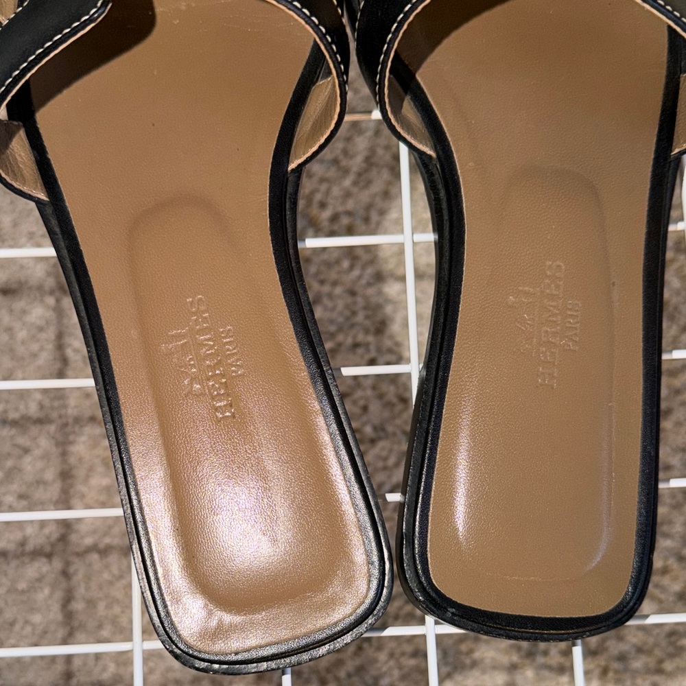 Hermes Black Oran Sandals 35 - Picture 9 of 15